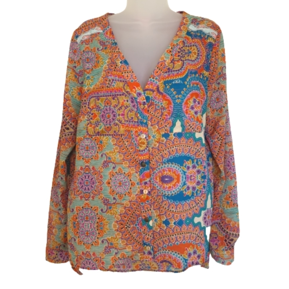 BKE Gimmick Size Medium Paisley Boho Button Up Tunic Blouse Shirt